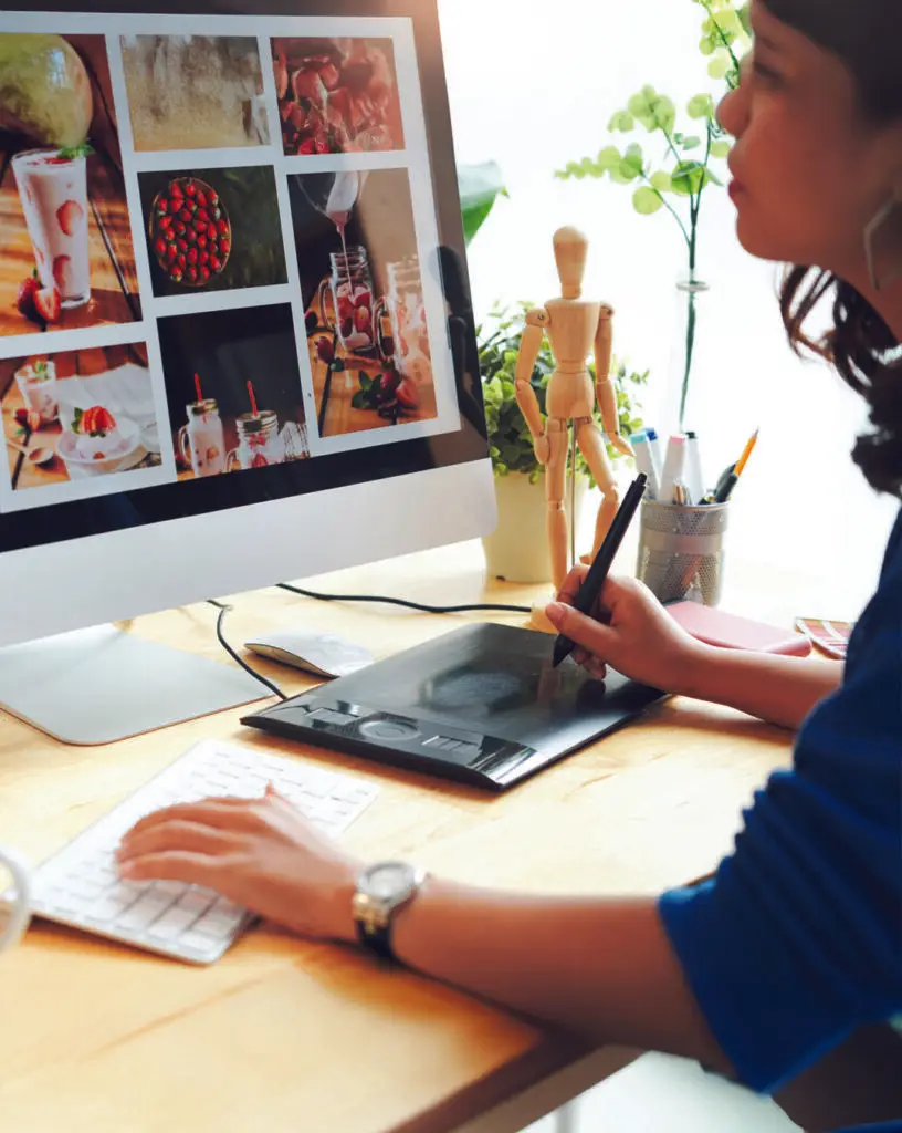 Website Designer Women